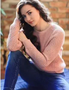 Elite escort service in Modasa for home and hotel visits